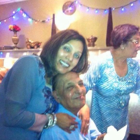 Meet your Posher, Zafrin - Picture 1 of 1